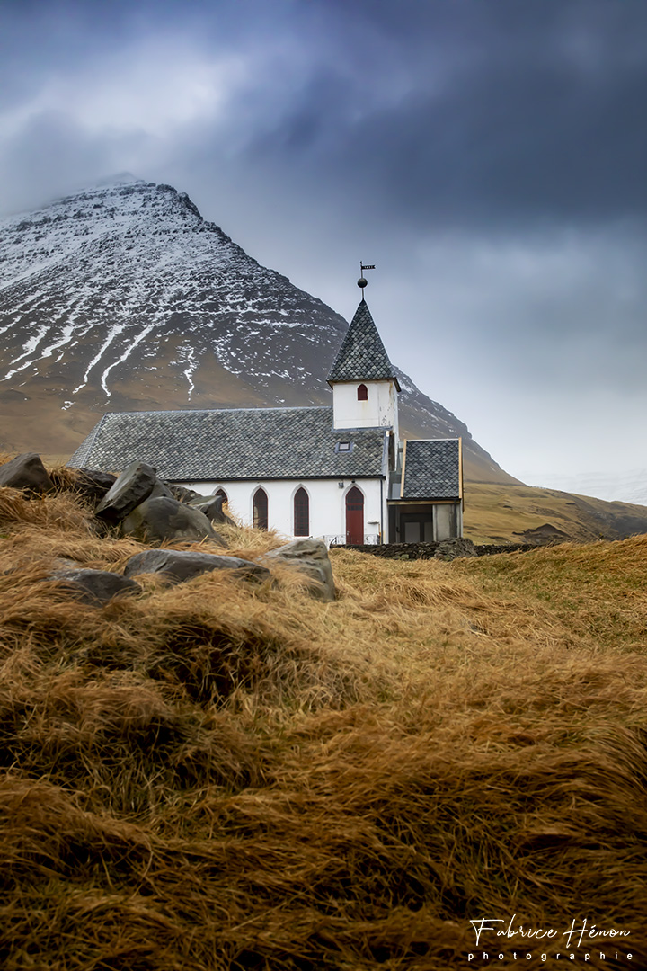 Viðareiði church